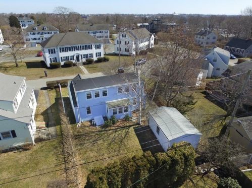 65 Phelps Rd, Middletown RI 02842-5448 exterior