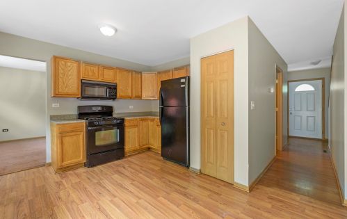 1407 Demmond St, Joliet IL 60432-1111 exterior