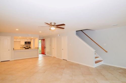 64 April Hl, Montgomery TX 77356-5923 exterior