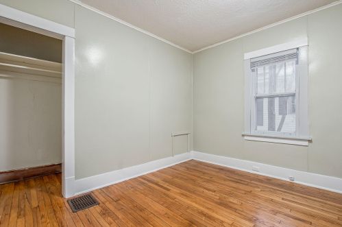 472 Mulder St, Meskegon MI  49442-2029 exterior