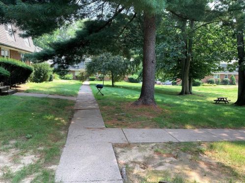 339 Dunfey Ln, Windsor CT  06095-2354 exterior