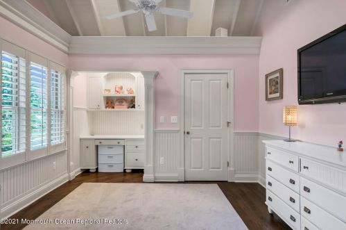 3 Oak Ln, Locust NJ  07760-1306 exterior