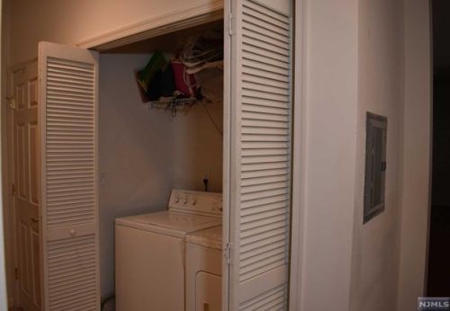 1103 Gatherings Dr, Paterson NJ 07508-1378 exterior