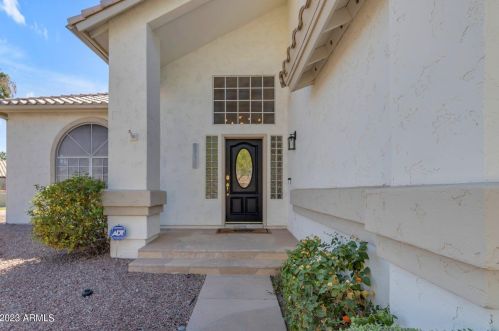 5773 Shannon St, Chandler AZ 85226-1859 exterior