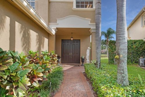 7878 Emerald Winds Cir, Boynton Beach, FL 33473-7834