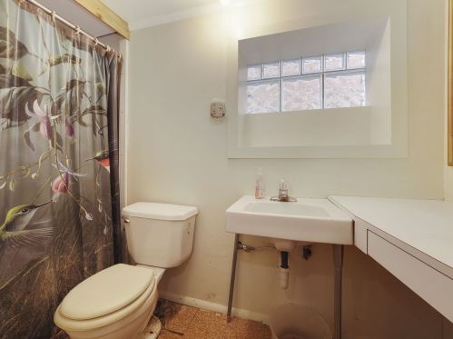 4335 Mason Ave, Chicago IL 60630-1913 exterior