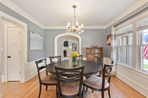 2119 Marion St, Milwaukee WI  53211-2007 exterior