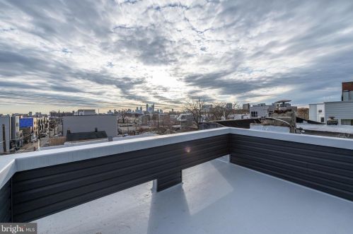 517 Diamond St, Philadelphia PA 19122-1438 exterior