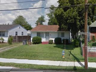 422 Mcarthur Dr, Rockville MD  20850-1580 exterior