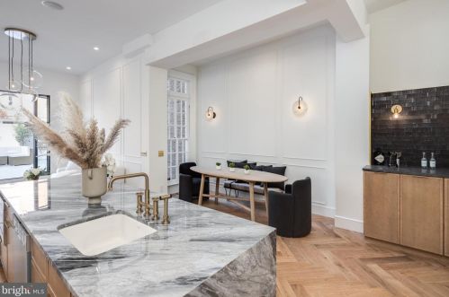 2013 Q St, Washington DC 20002-2373 exterior