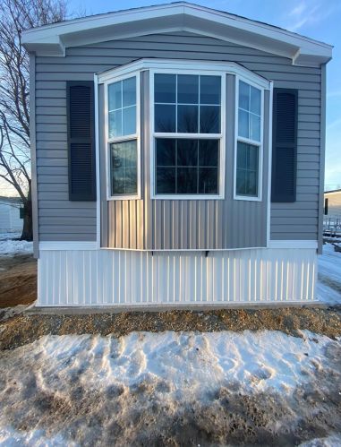 29 Hazel Dr, Concord, NH 03301-3426