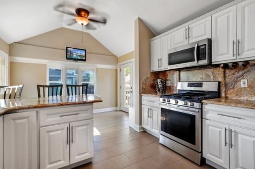 3427 61 St, Chicago IL 60629-3605 exterior