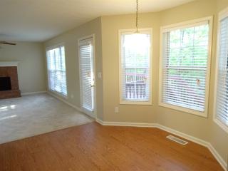 682 Simon Park Cir, Lawrenceville GA  30045-8527 exterior