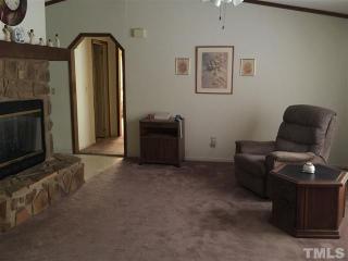 6122 Cornwall Rd, Oxford, NC 27565-8032