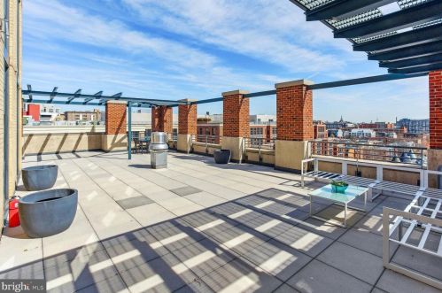 2125 14th St, Washington DC 20009-4464 exterior