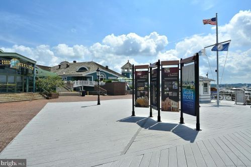 507 Pendleton St, Alexandria VA 22314-1903 exterior