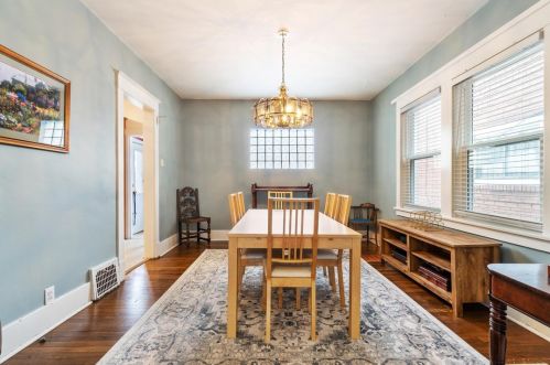 1611 Chislett St, Pittsburgh PA  15206-1312 exterior