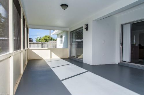 4544 22 Pl, Naples FL 34116-6308 exterior