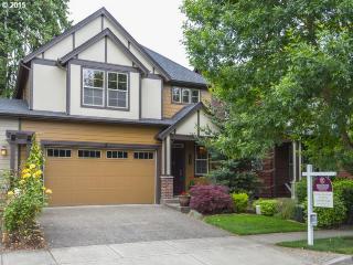 7855 Alder St, Portland OR  97224-7240 exterior