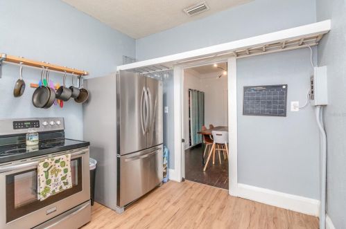 10012 Annette Ave, Tampa FL 33612-6826 exterior