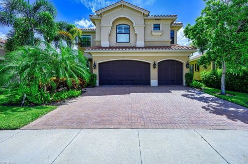 3158 Saginaw Bay Dr, Naples, FL 34119-8669