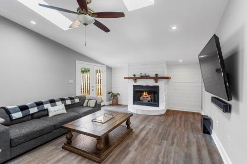 3806 Montford Dr, Atlanta GA 30341-1839 exterior