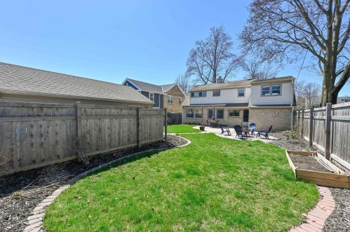 2110 91st St, Milwaukee WI  53226-2604 exterior