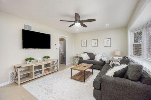 3112 Emerald Dr, Kalamazoo MI  49001-4537 exterior