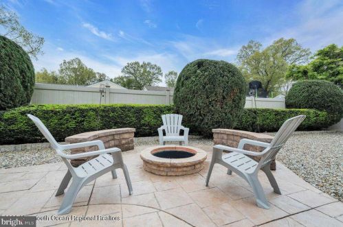 238 Pt Pleasant Ave, Berkeley Township NJ 08721-1354 exterior