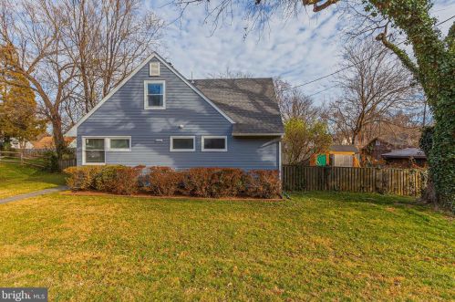 13203 Midway Ave, Rockville, MD 20851-1813