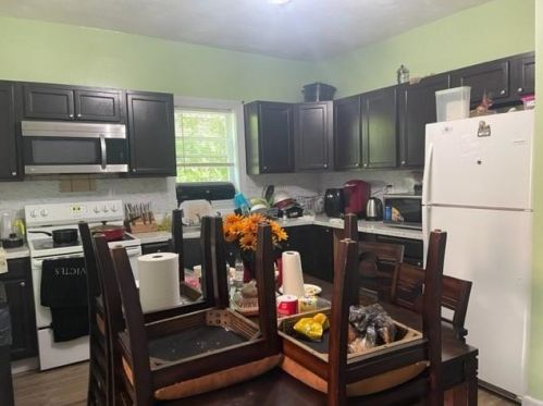 59 Joslin St, Providence, RI 02909-3208