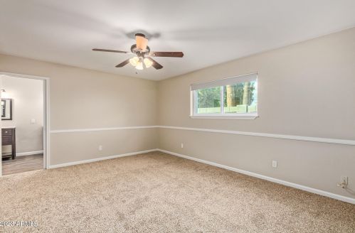 9040 40 Dr, Phoenix AZ 85019-2013 exterior