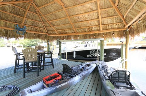 727 Calmoso Dr, Fort Pierce FL 34983-2208 exterior