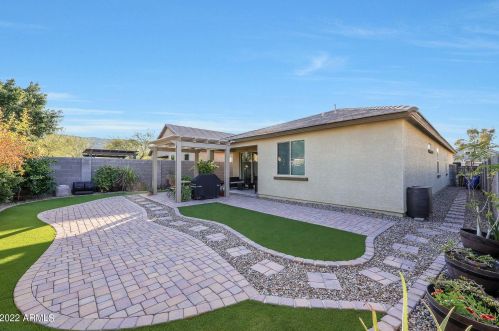 7945 25th Pl, Phoenix, AZ 85042