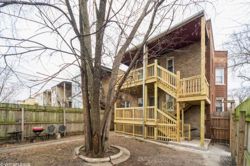 1700 Mason Ave, Chicago IL 60639-4011 exterior