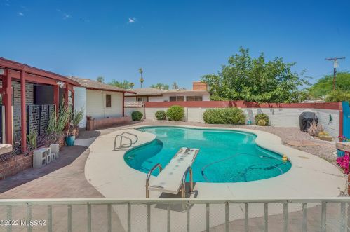 5841 Baker St, Tucson AZ  85711-2409 exterior