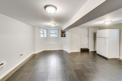 2947 Avers Ave, Chicago IL 60623-4543 exterior