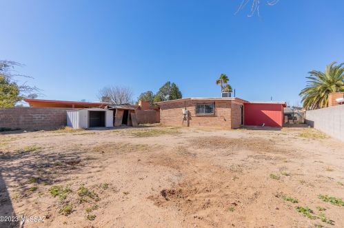 6641 8th Ave, Tucson AZ 85756-6650 exterior