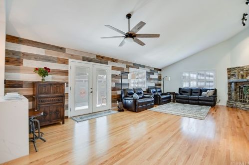 14015 Cornuta Ave, Bellflower CA 90706-4877 exterior