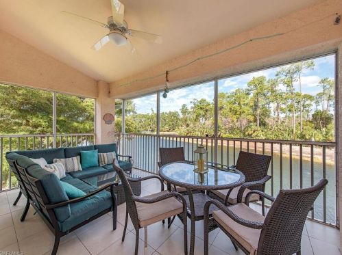 5325 Andover Dr, Naples, FL 34110-2385