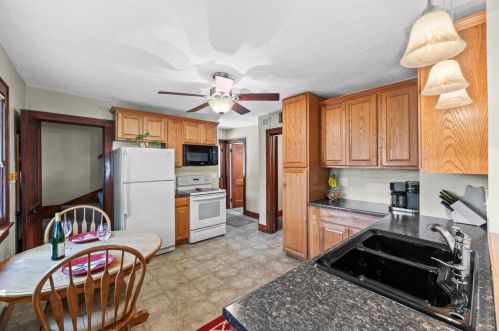 211 62, Milwaukee WI 53214-1822 exterior