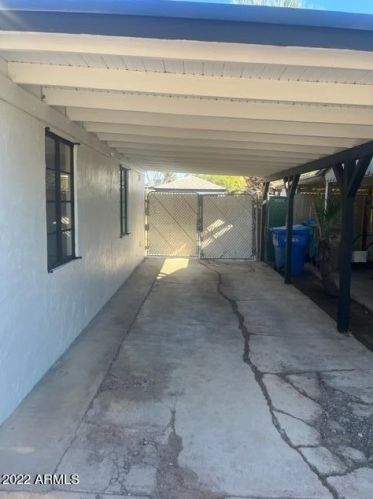 2041 16 Ave, Phoenix AZ 85021-5411 exterior