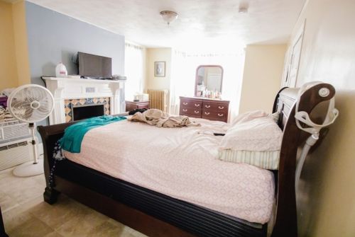 29 Locust St, Springfield MA 01108-1001 exterior