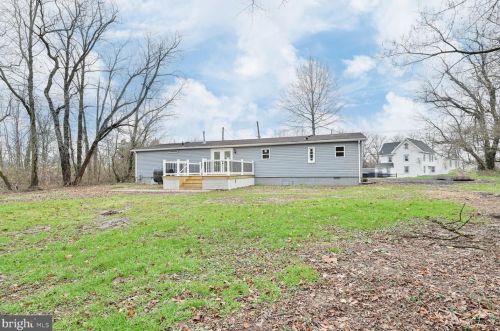 465 Bailey St, Pilesgrove NJ  08098-1014 exterior