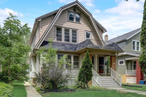 4533 Newhall St, Milwaukee WI  53211-1528 exterior