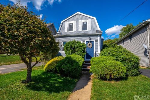 16 Wright St, Iselin NJ 08830 exterior