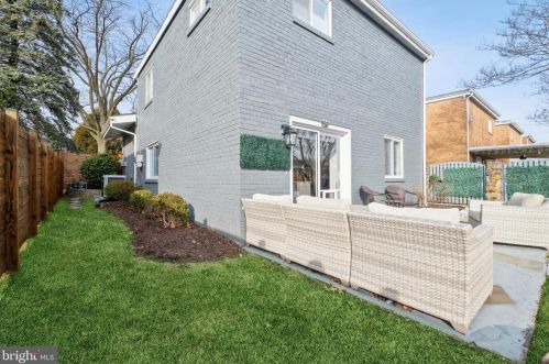 7409 9th St, Washington DC  20012-1701 exterior