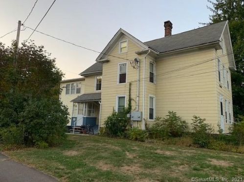 45 New Place St, Wallingford CT  06492-2236 exterior