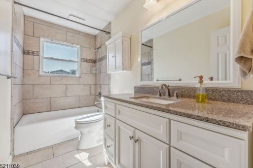 933 Grand Ave, Hackettstown NJ  07840-1015 exterior