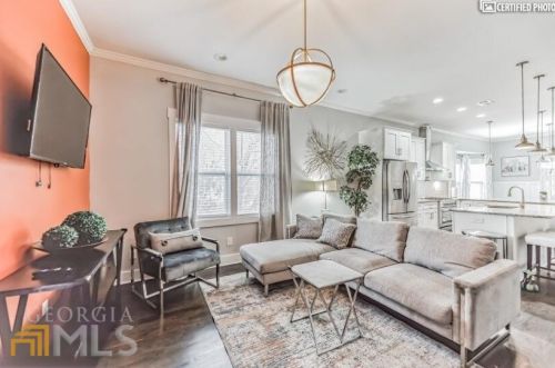 299 Holderness St, Atlanta, GA 30310-1311